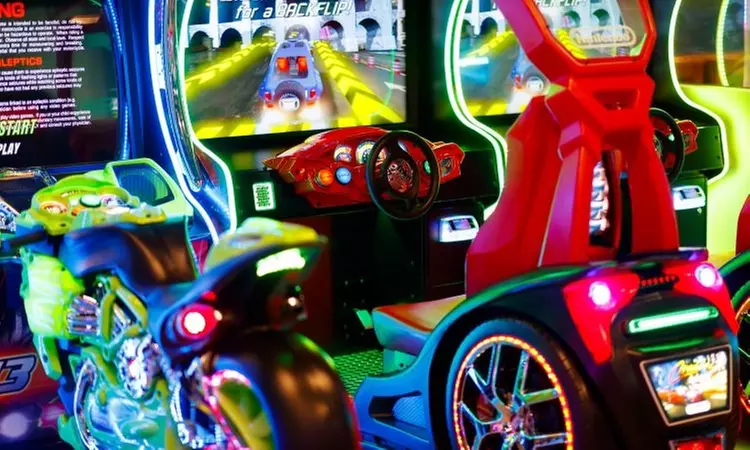 Unlock Fun Moments with Arcade Cards at Palmeras Entertainment