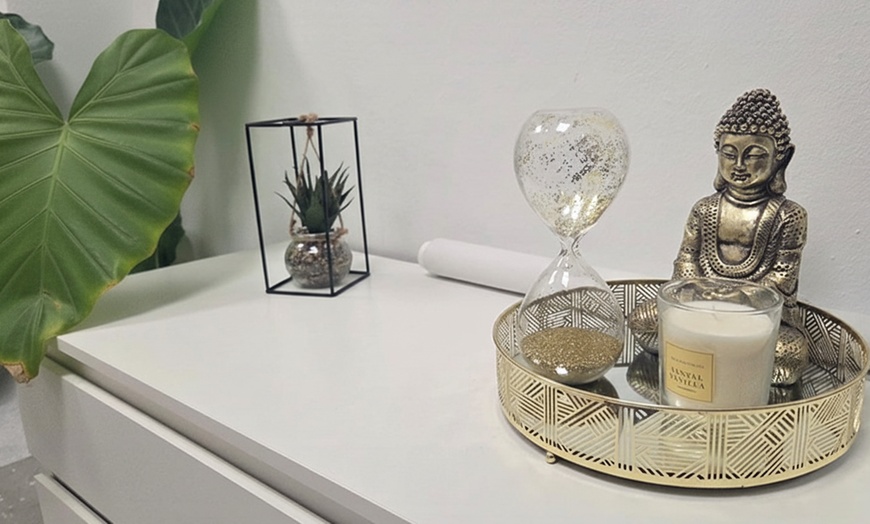 Image 3: Sesión de masaje con técnica a elegir de 30, 60 o 90 minutos para 1