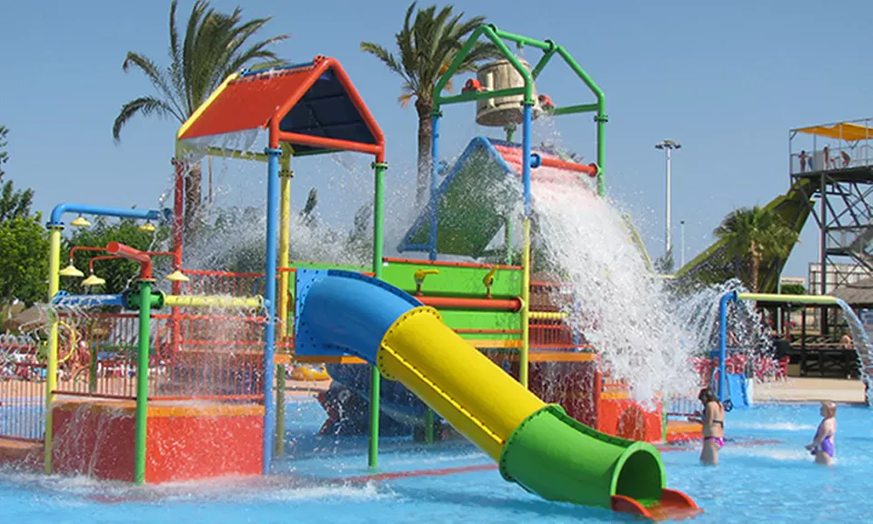 Aquópolis Torrevieja: entrada de 1 día para infantil o adulto