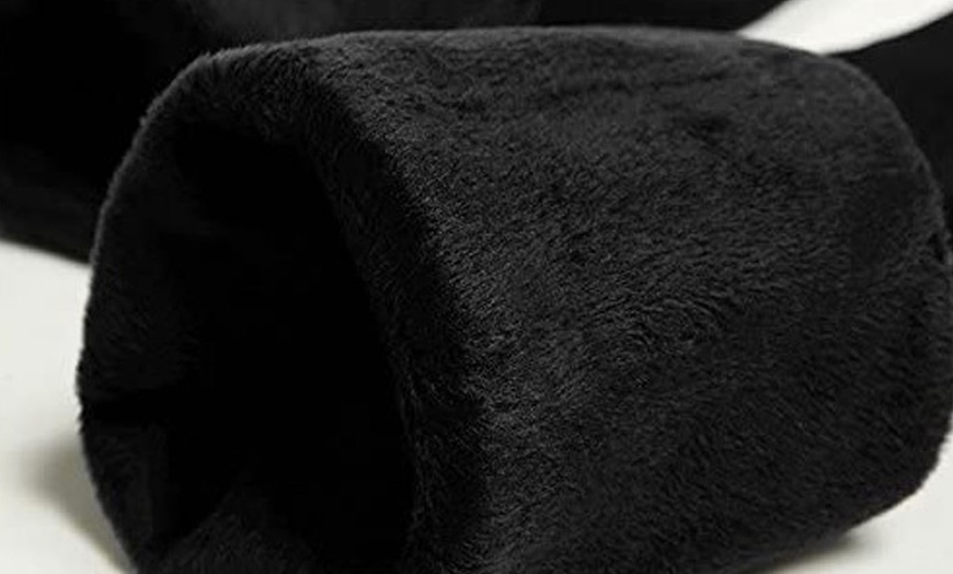 Image 17: Thick Fur Lined Leggings in Regular and Plus Sizes