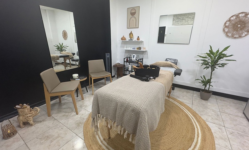 Image 3: Masaje de hasta 1 h a elegir: relajante, deportivo o drenaje linfático