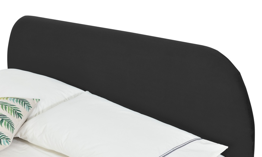 Image 28: Lit velours "Garbera" 140 x 190 cm ou 160 x 200 cm de Kocoon 