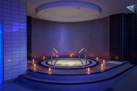Spa Day (2 Treatments, Prosecco, Robes & Towels) - For 1 - Mineral House Spa at The Crowne Plaze Newcastle
