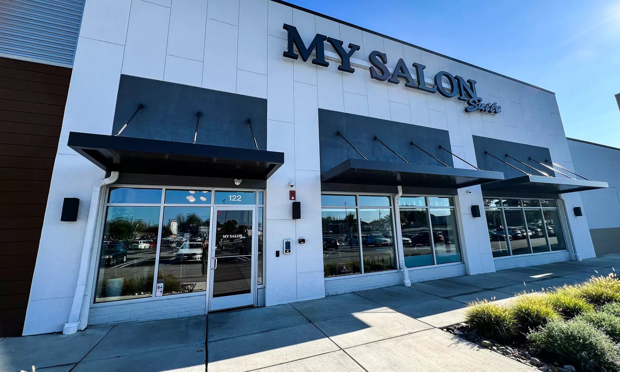 Get a Women’s Single-Process All-Over Color, Shampoo, Haircut & More