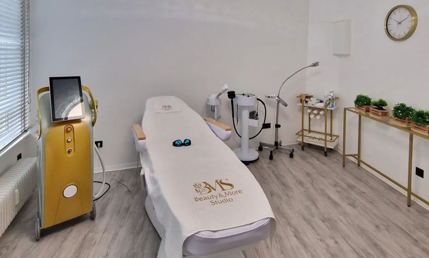 Image 2: Seidig-glattes Haar: Keratin-Haarbehandlung für 1 Person