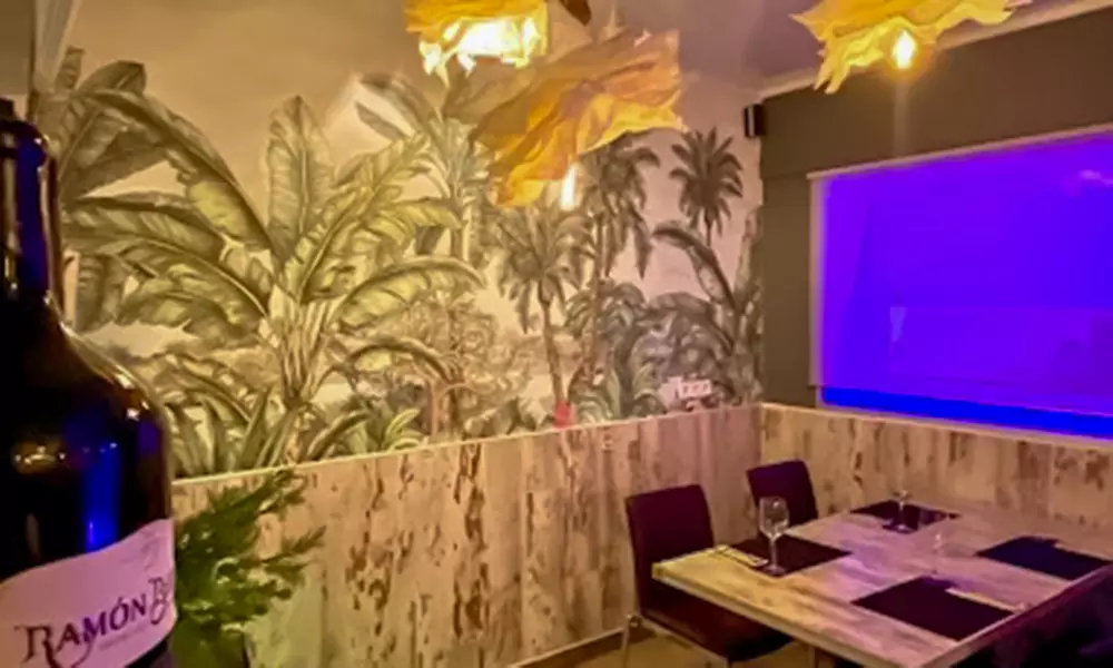 Menú completo clásico o prémium para 2 o 4 con opción a vino