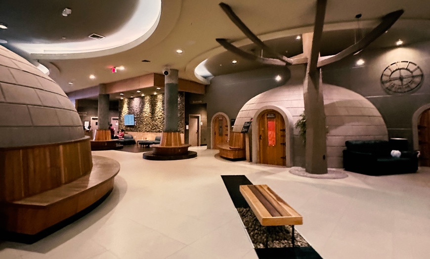Image 9: Unwind and Rejuvenate with a Spa Pass for One at Island Spa and Sauna