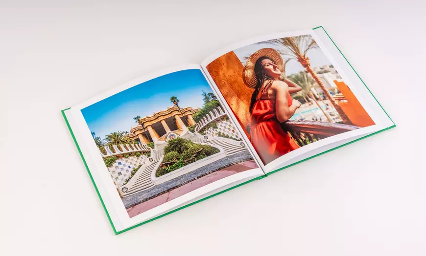 Image 6: Uchwyć wspomnienia: personalizowane fotoksiążki 30x30 cm z Colorland