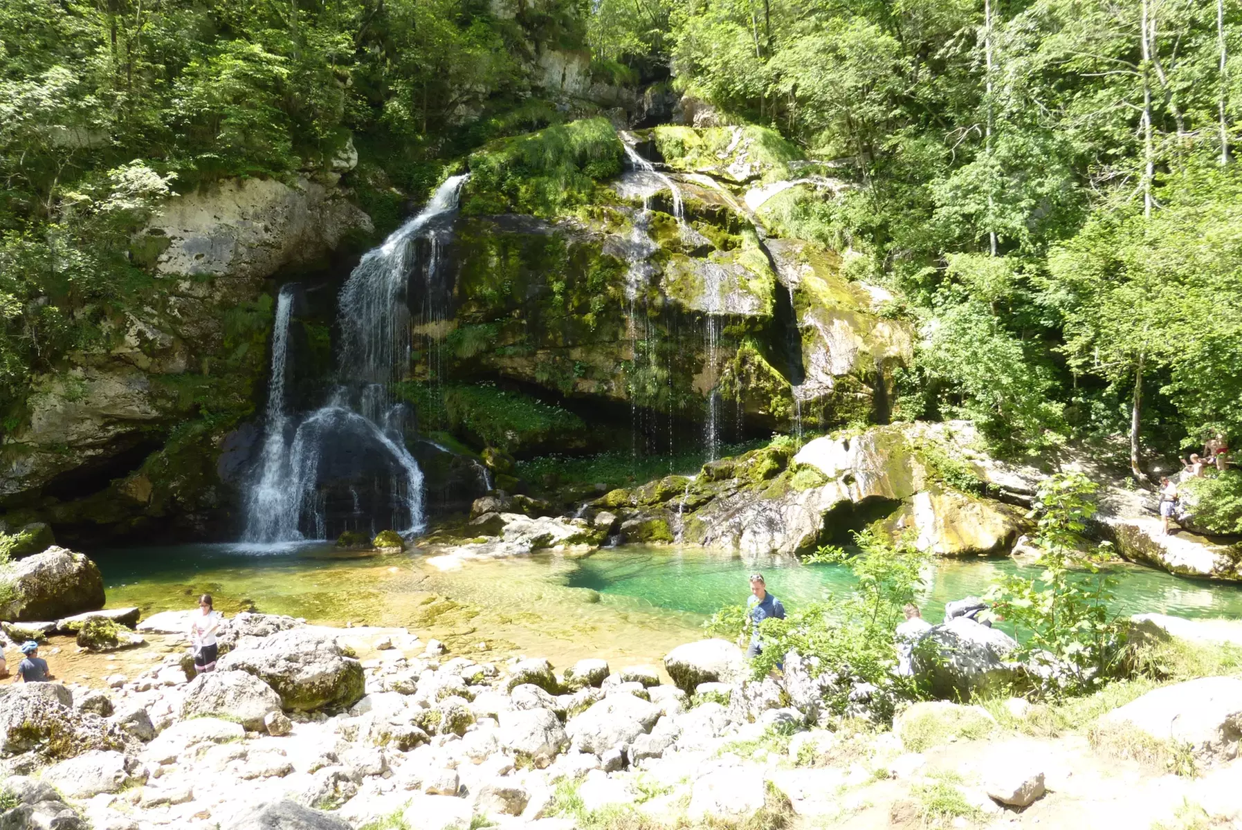 ✈ 7-Days in Slovenia w/ Air, Car & Hotel from Worldee