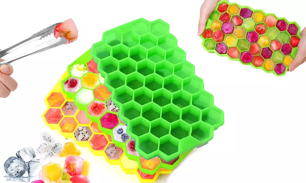 Fino a 3 vaschette per cubetti di ghiaccio in silicone disponibile in 3 colori - Primary Image