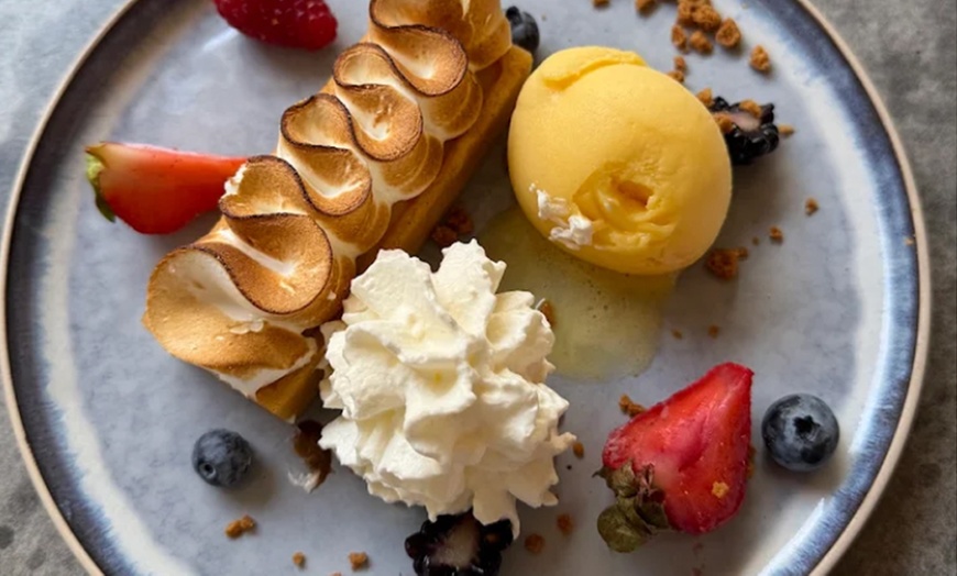 Image 3: Menu bistronomique en 2 ou 3 services à La Terrasse du Lac