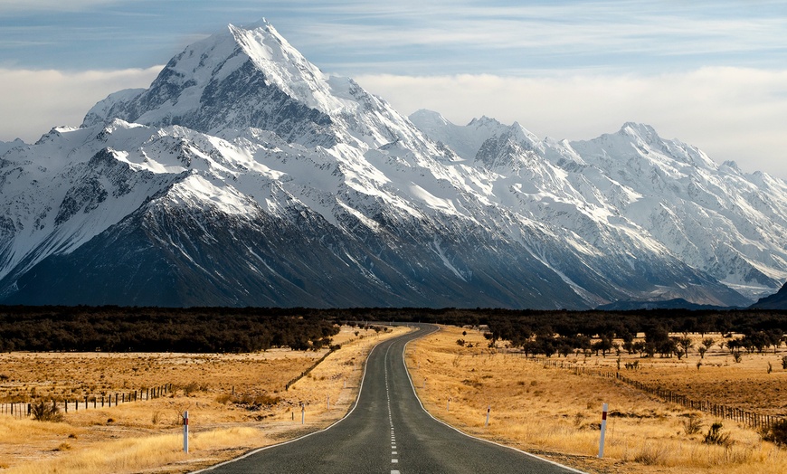 Image 4: ✈ New Zealand: 4 Nights with Choice of Hotel Stay & Car Hire