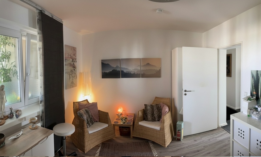 Image 3: 1 oder 2 Ganzkörper-Massagen à 60 Min. für 1 Person