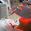 Image 1: Tratamiento facial con vitamina C, máscara led, masaje y piedra jade