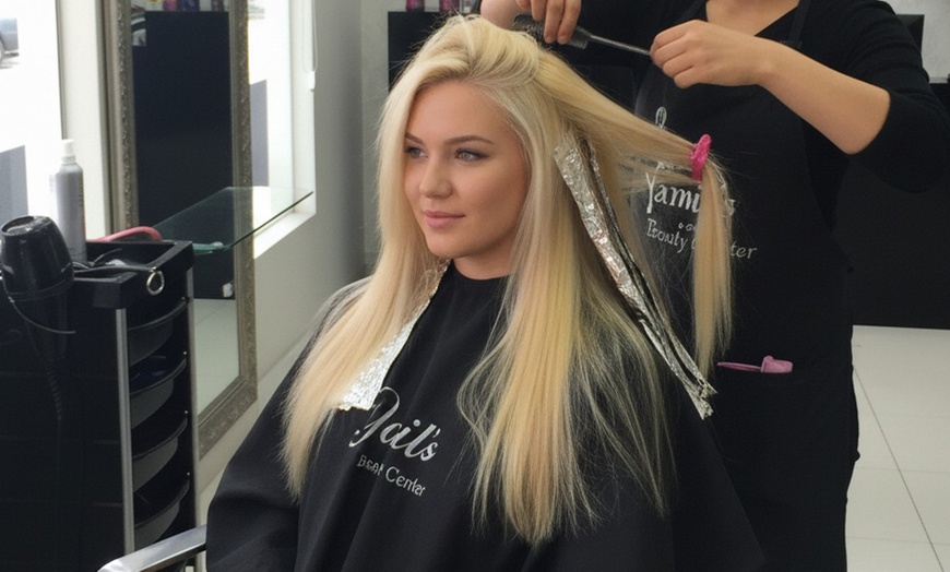 Image 2: Sesión de peluquería completo con opción a tinte de raíz o mechas