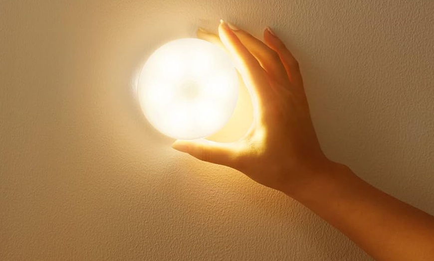 Image 2: Wireless Rechargeable Night Light with Motion Detection
