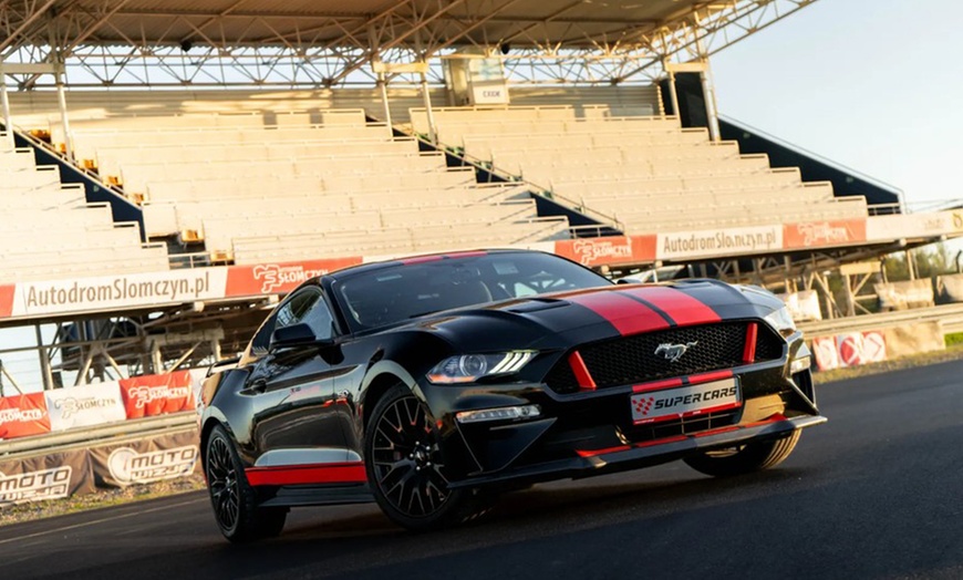 Image 8: Jazda za kierownicą super auta ze szkoleniem i filmem – wiele torów