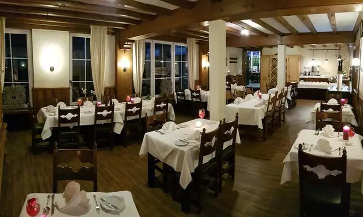 3-Gänge-Menü oder eine gemischte Grillplatte​ für 1 oder 2 Personen