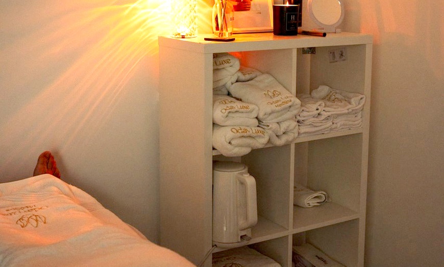 Image 2: Tratamiento facial de carbón activo con láser cuatrionda