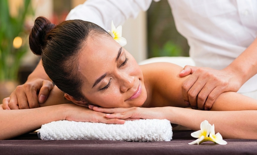 Image 2: Unwind with 60, or 90-Min Whole Body Massage with Face Guasha Options