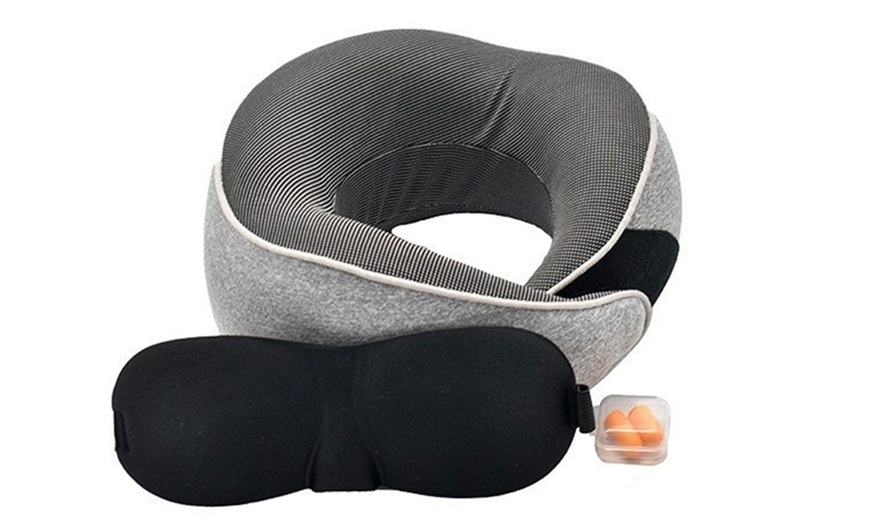 Image 7: Memory Foam Neck Support Pillow