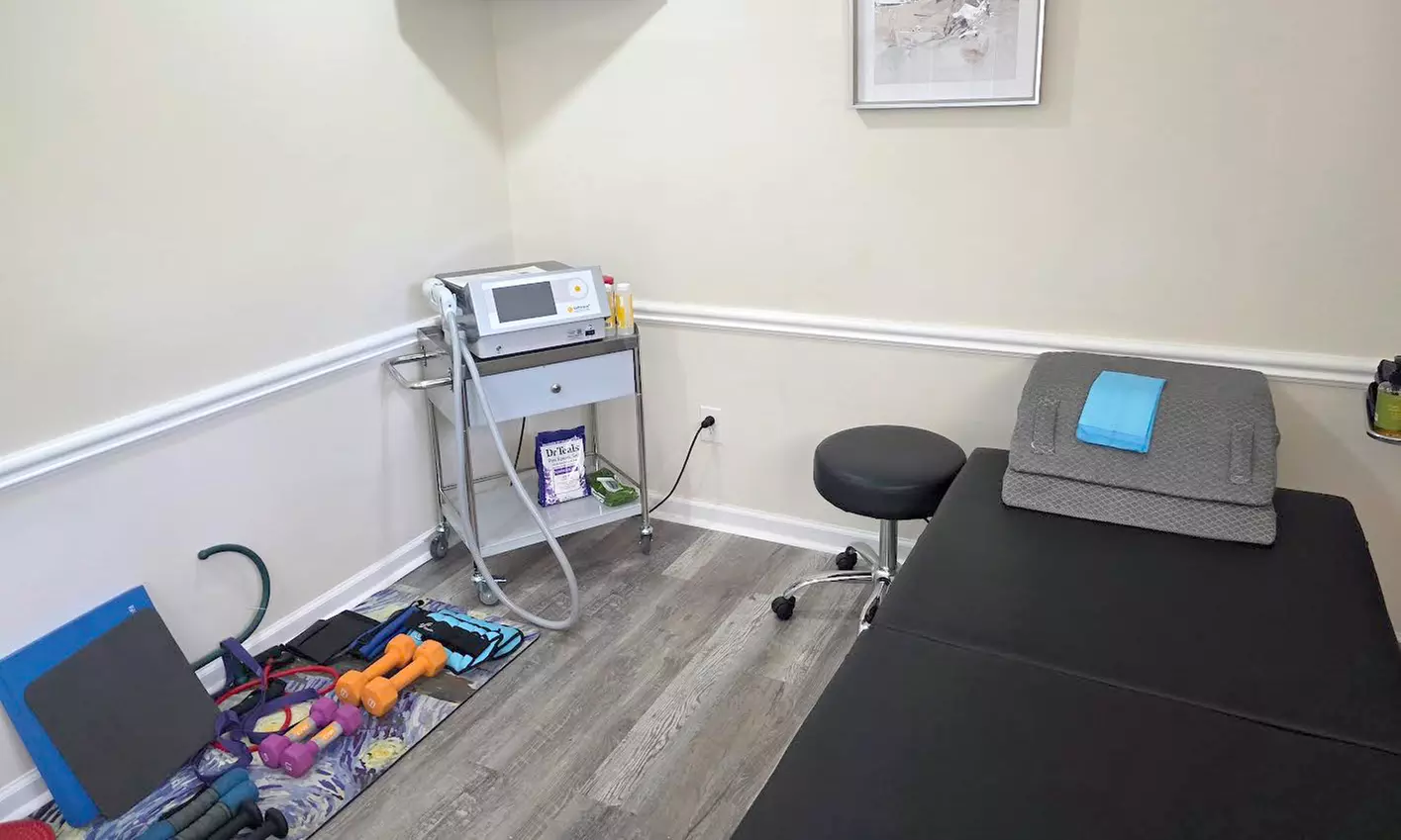 One, Three, Six or Ten Shockwave Therapy Sessions for Healing Support