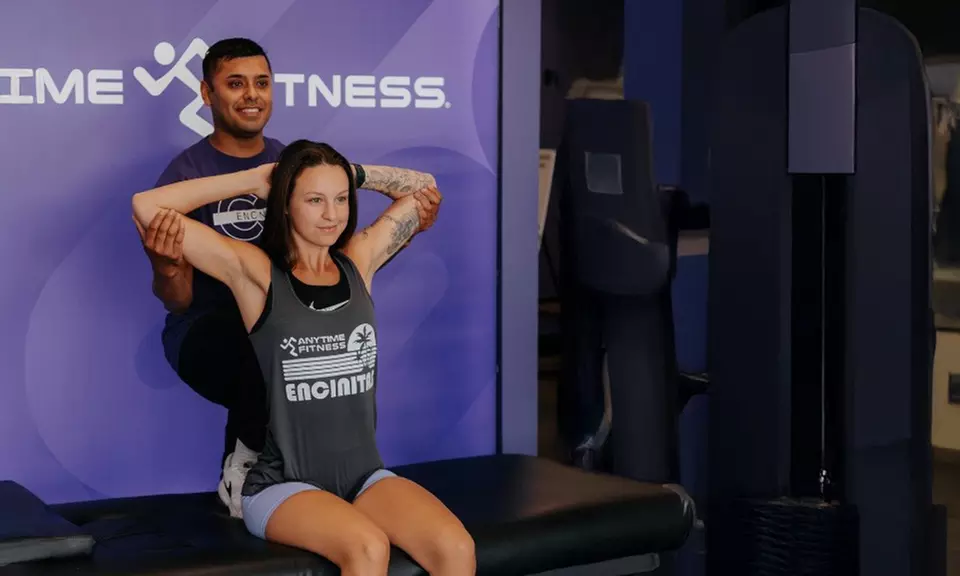 50-Minute Assisted or 25-Minute Targeted Assisted Stretching Session