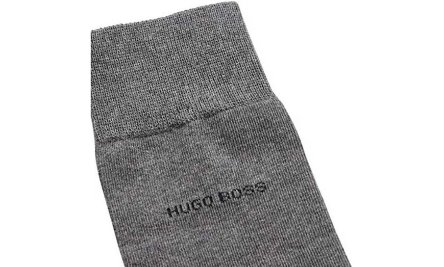 Image 4: Four-Pairs of Hugo Boss Men's Socks Gift Set in an Elegant Gift Box