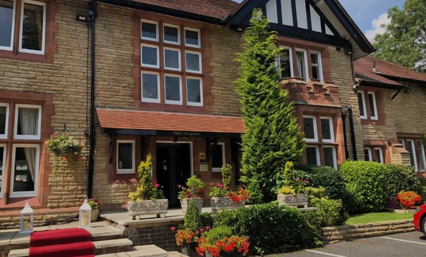 Image 4: Two Course Sunday Roast at the Award Winning Springbank Manor