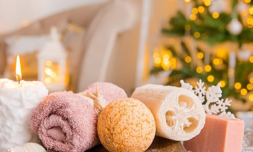 Image 5: 30 or 60-Min Pamper Packages - Back Scrub, Massage & Facial