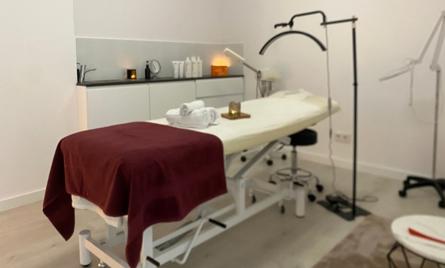 Image 2: Tarifa plana de 1 año de depilación láser en 1 zona corporal a elegir 