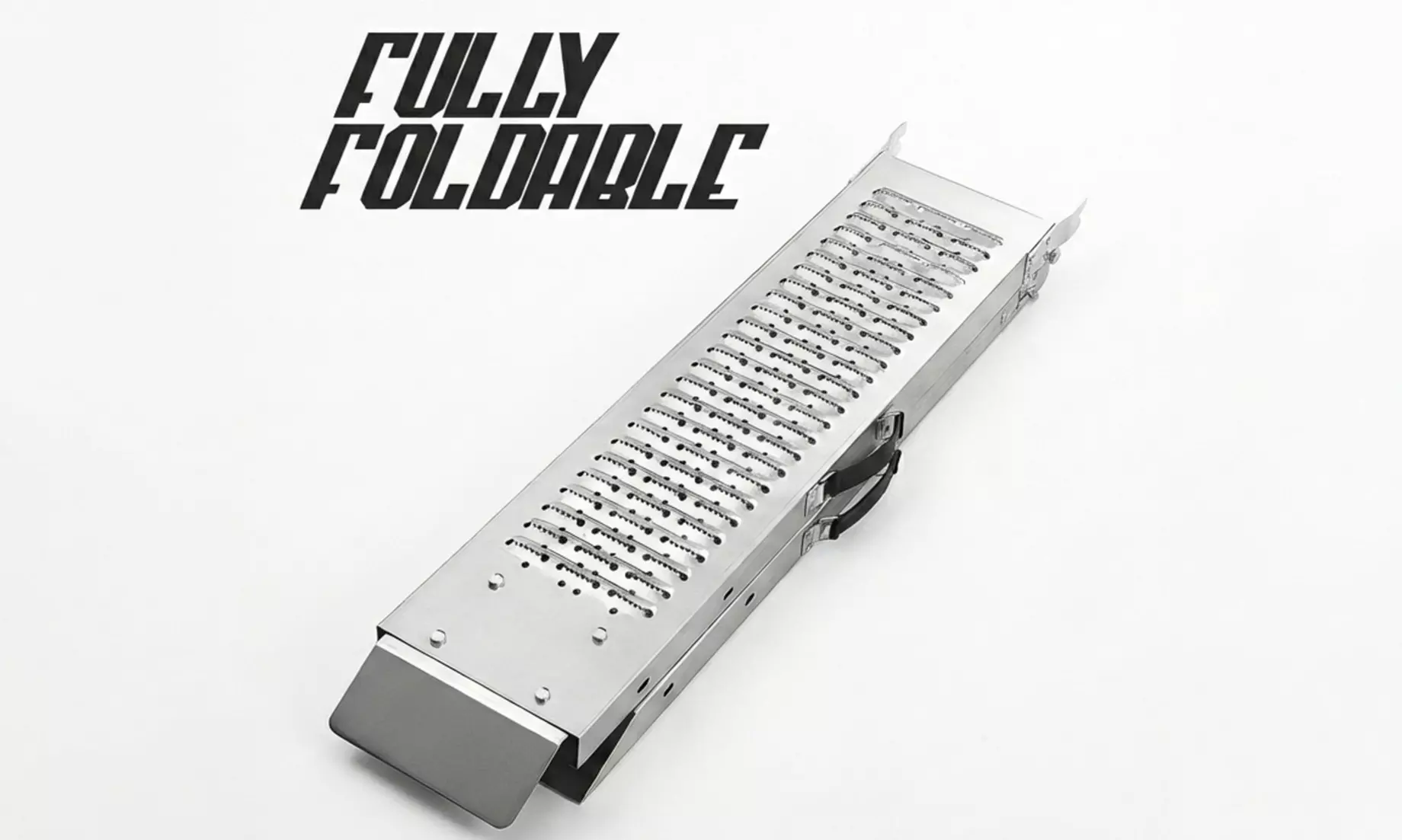 Rampa de carga plegable fabricada en acero con pintura antideslizante