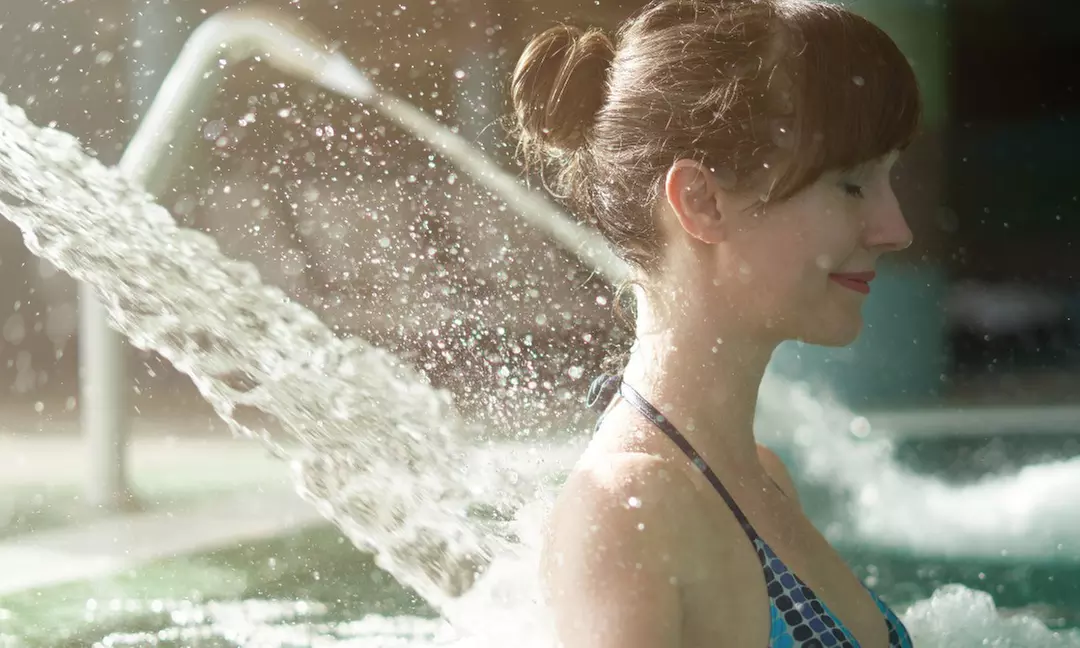 Marche: soggiorno con colazione, mezza pensione, grotte o massaggio