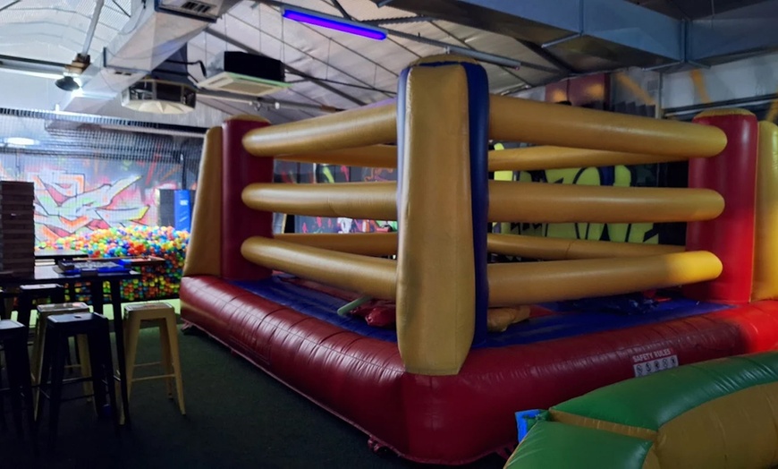 Image 4: Platinum Party Package - Games & Bottomless Drinks for Up to 20 People