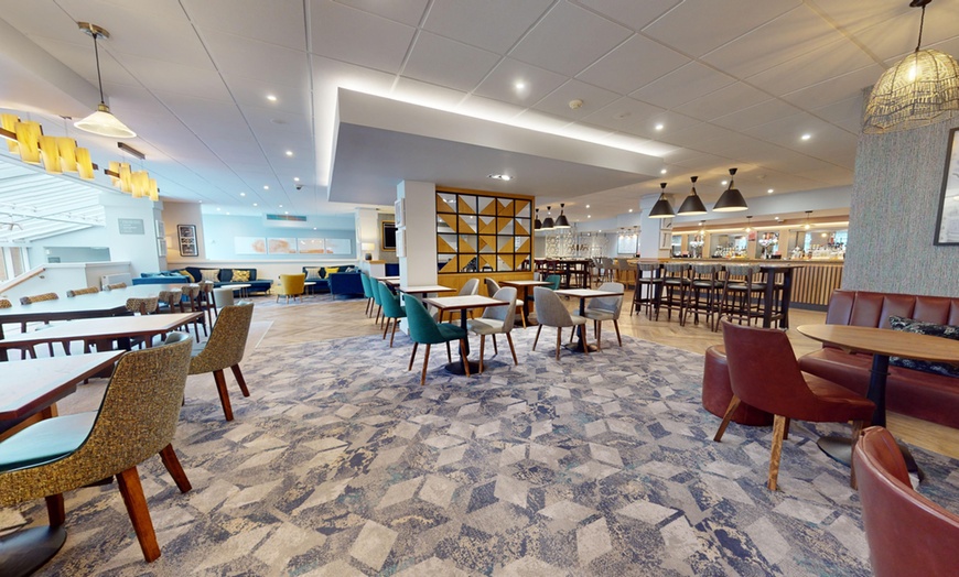 Image 9: Northamptonshire: Double or Superior Double Room with Breakfast & More