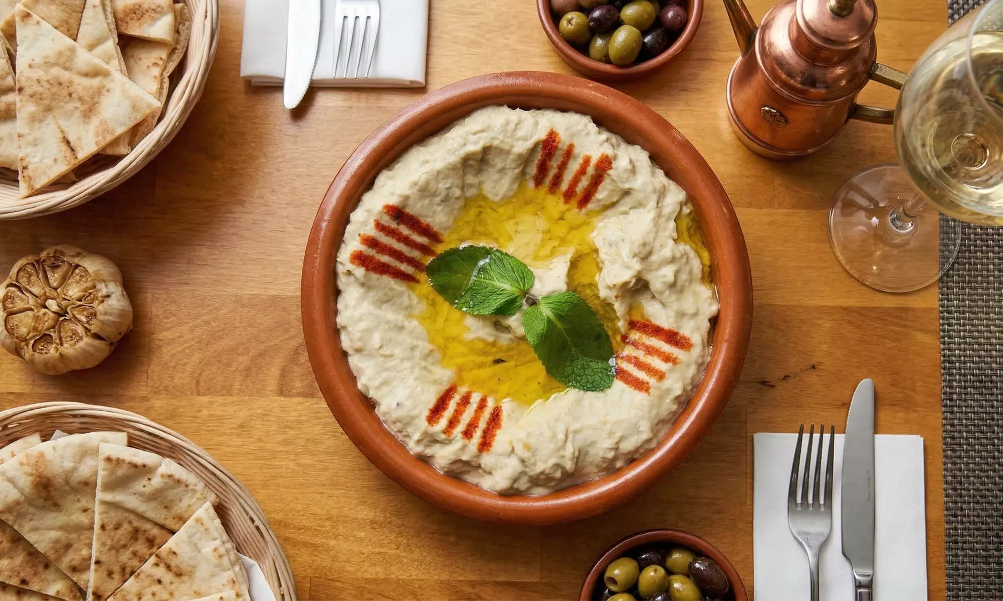 Degusta la cocina árabe: menú degustación completo para 2 o 4 personas