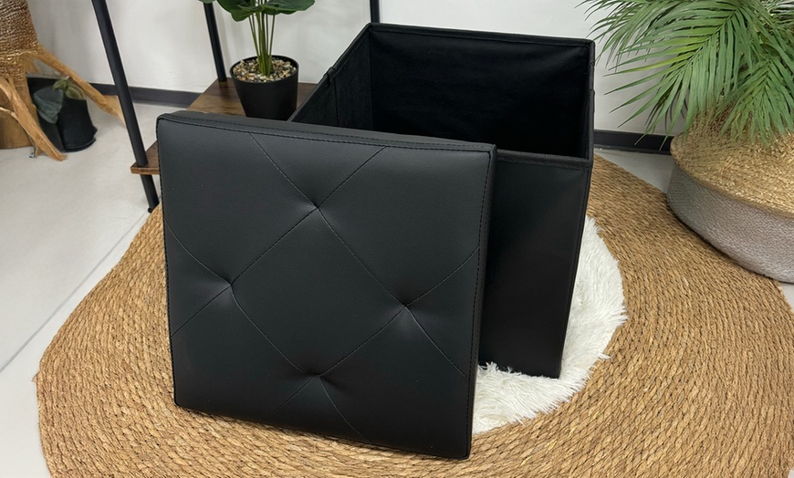 Image 21: Pouf carré en simili cuir avec espace de rangement