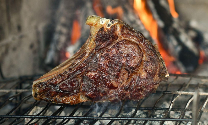Image 5: Menú de calçotada clásica o prémium a elegir para 2 personas