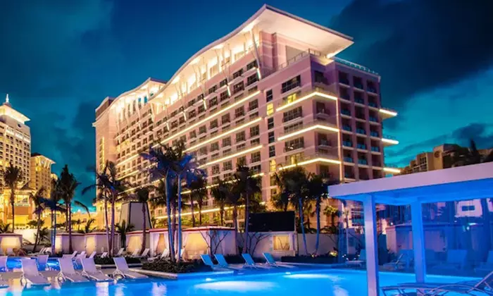 ✈ 4-Night Luxury Bahamas Escape with Airfare & Waterpark Access