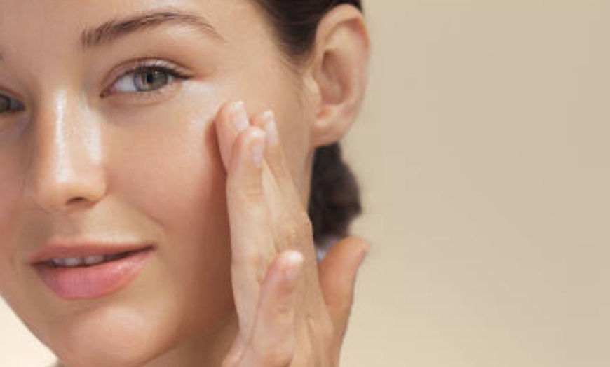 Image 14: Facial express, profunda o hydrofacial con kobido y tratamiento