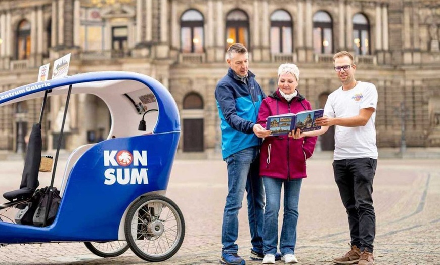 Image 3: 30 Min. Rikscha-Fahrt durch Dresden für 2 Personen