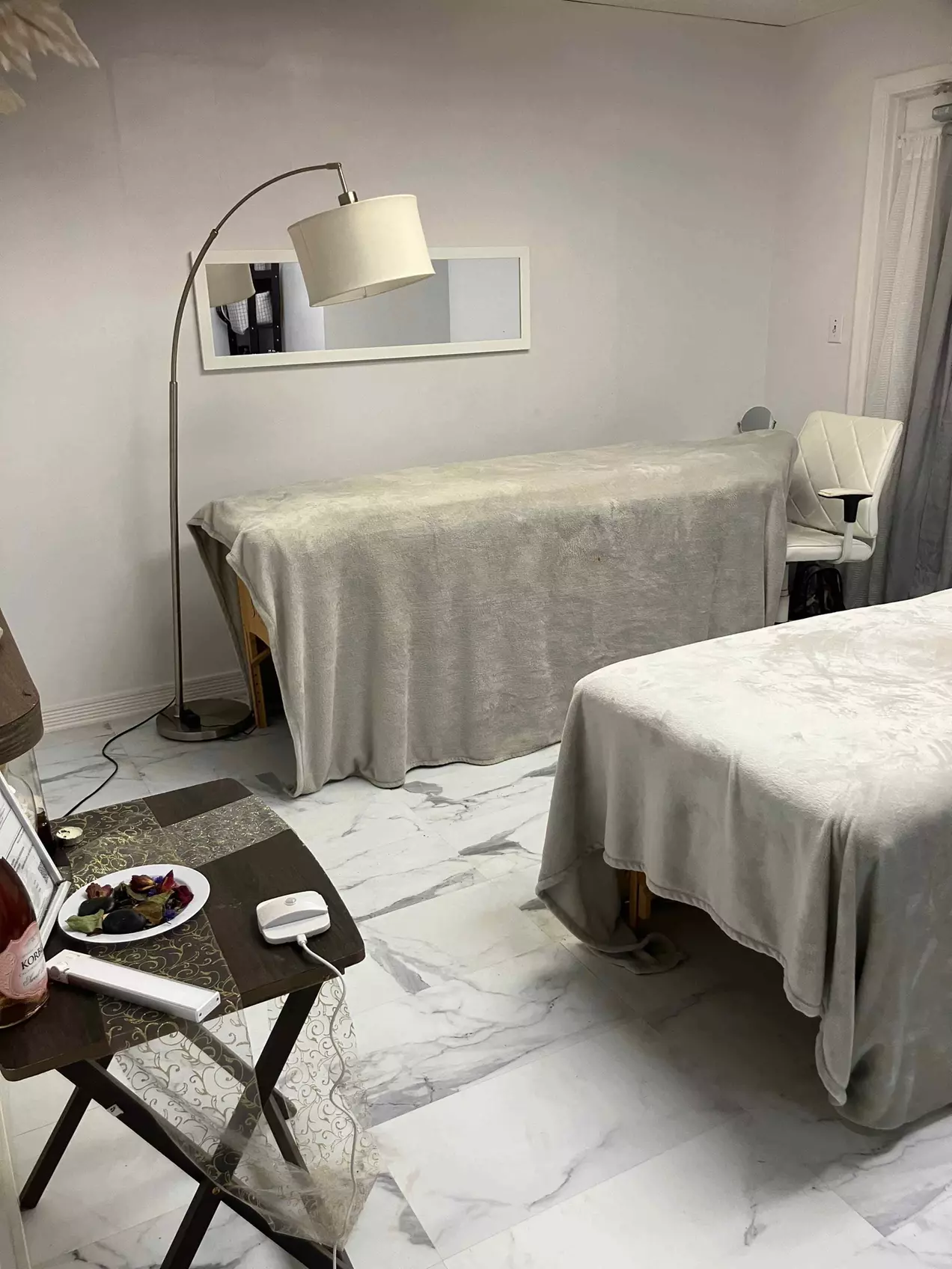 Tone with 1, 3, 6 or 8 Sessions of Non-Invasive Laser Lipo Treatment