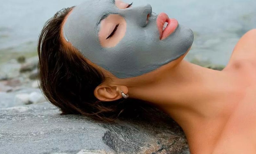 Image 2: Limpieza facial o tratamiento facial de biotecnología marina para 1