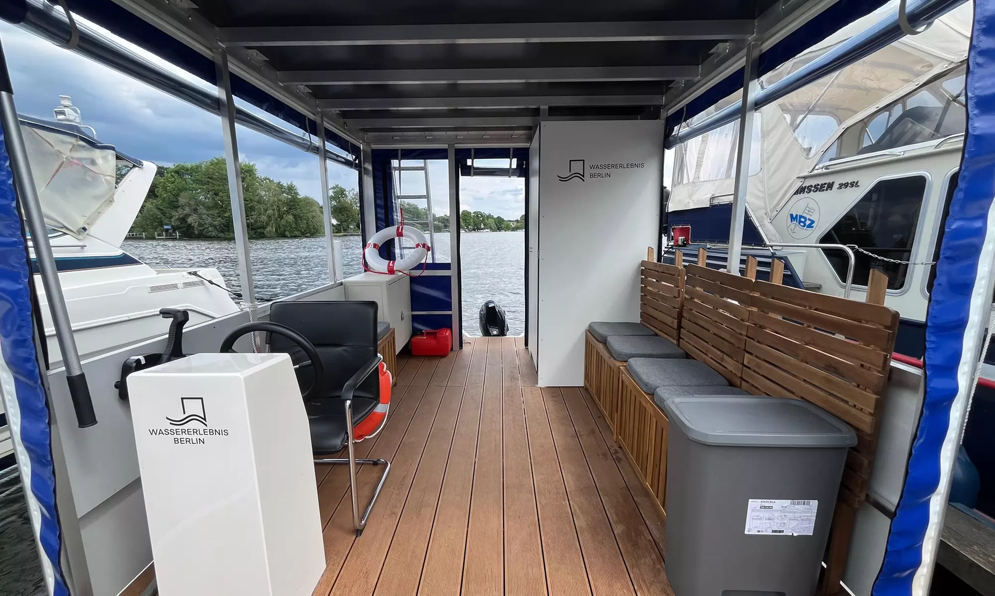 8 Std. Grillboot mieten in Berlin für bis zu 14 Personen (Mo-Do)