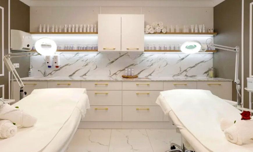 Image 3: Erlebe den japanischen Wellness-Trend: 60 Min. Head Spa für 1 Person