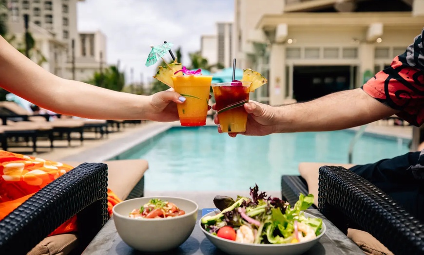 Image 25: ✈ 4-Day Hawaii Vacation with Air from Great Value Vacations