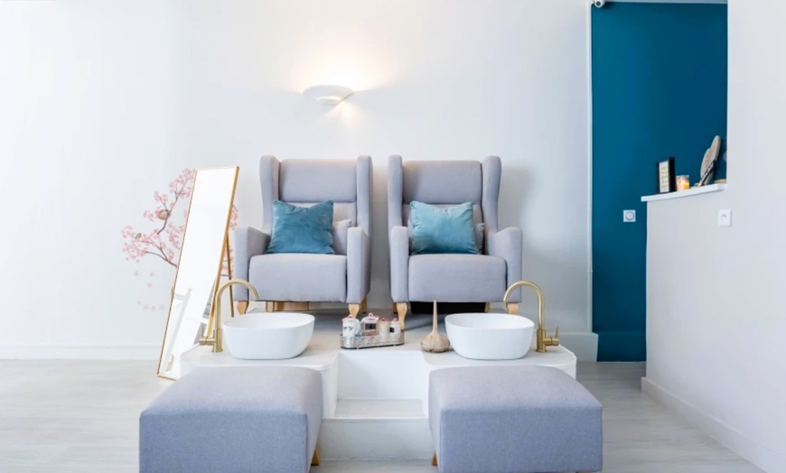 Image 3: Beauté des mains russe par Studio Glam