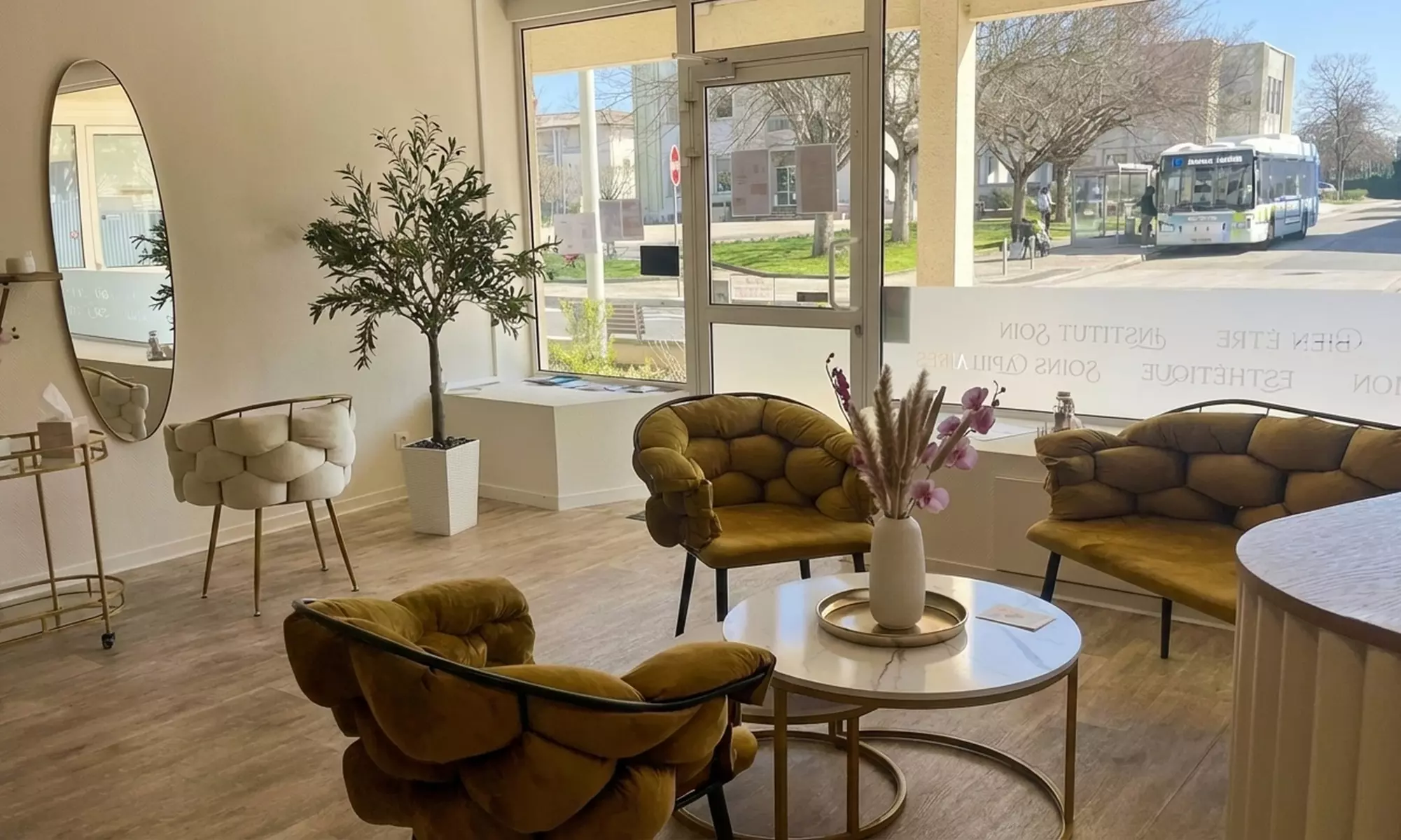 Head spa "Essentiel" ou "Luxe" avec Autrement Belle Institut