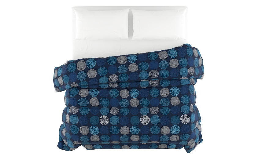 Image 28: Trapunta invernale Basic