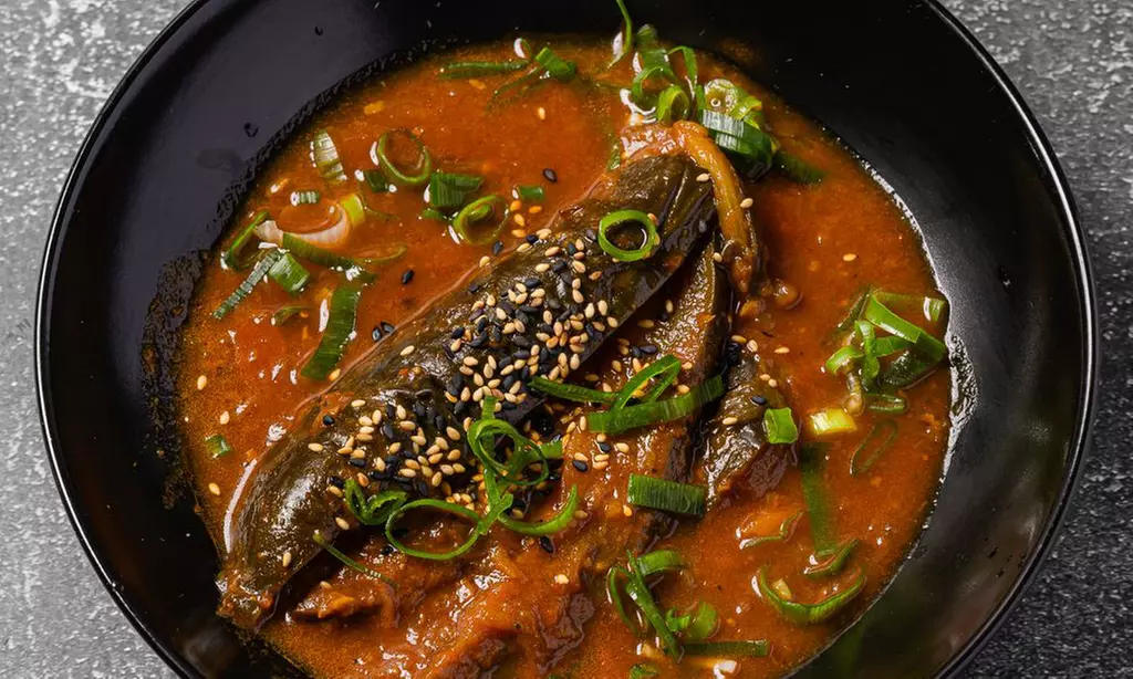 Kulinarische burmesische Reise - 3-Gänge-Menü für 1, 2 oder 4 Personen